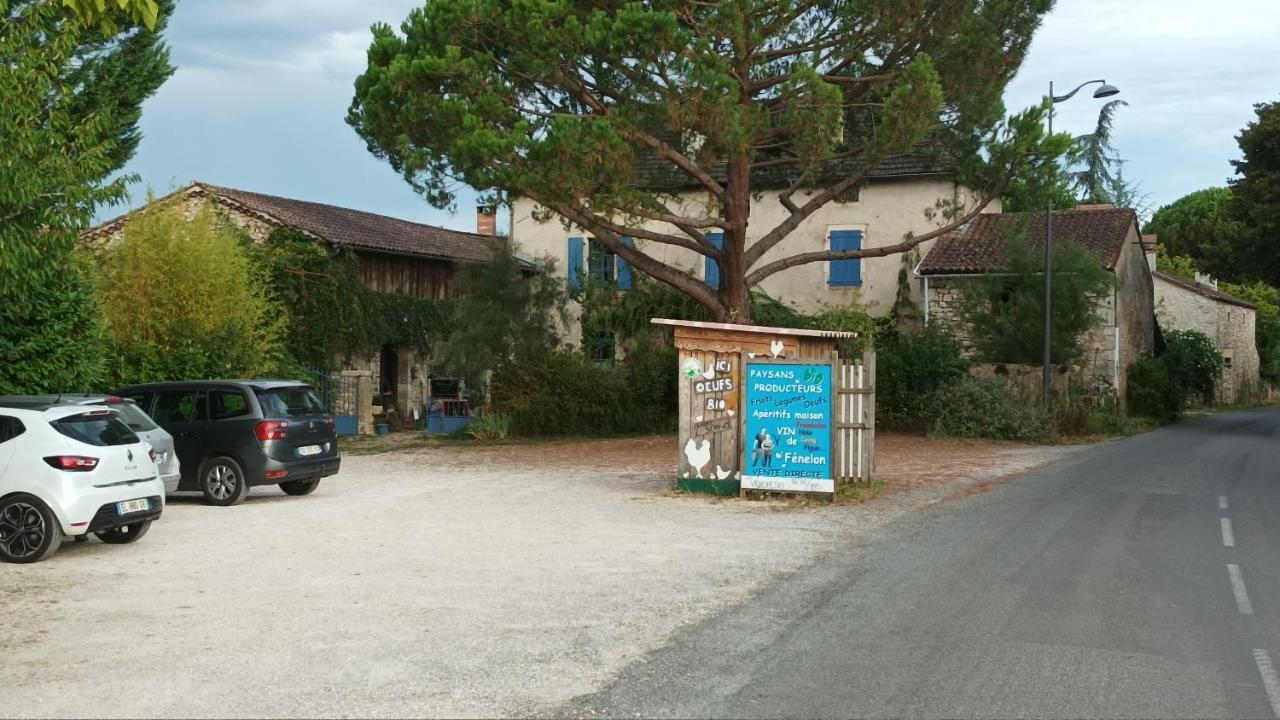 Paysannerie Des Versanes - Chambres Et Gite Tour-de-Faure Luaran gambar