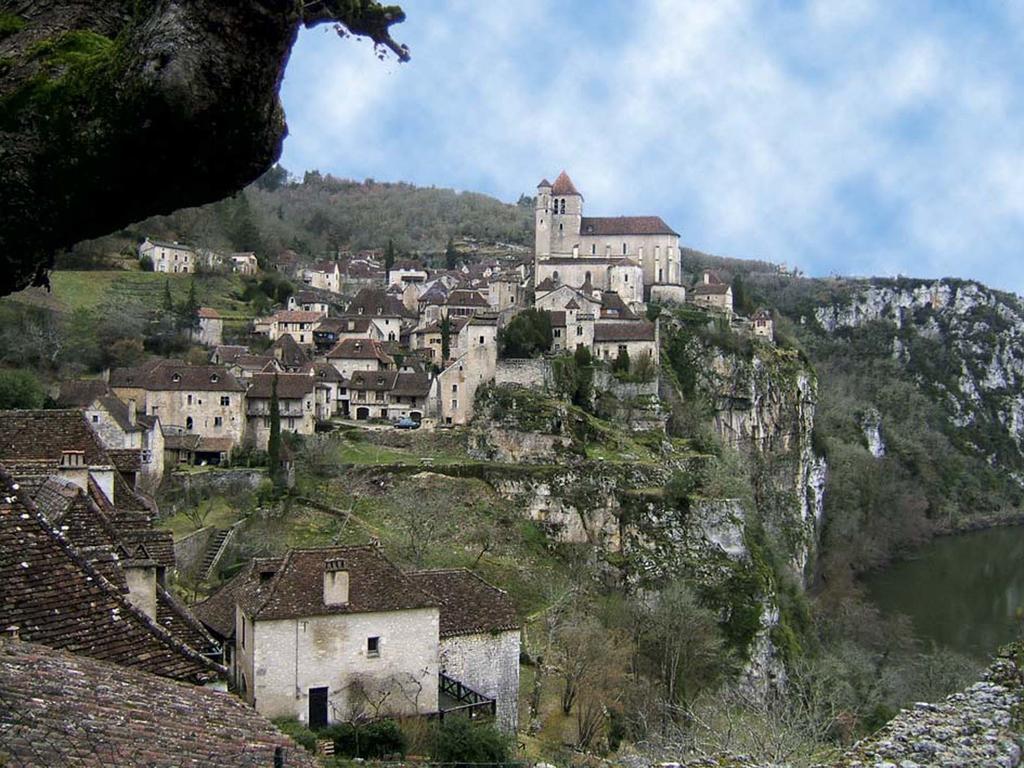 Paysannerie Des Versanes - Chambres Et Gite Tour-de-Faure Luaran gambar