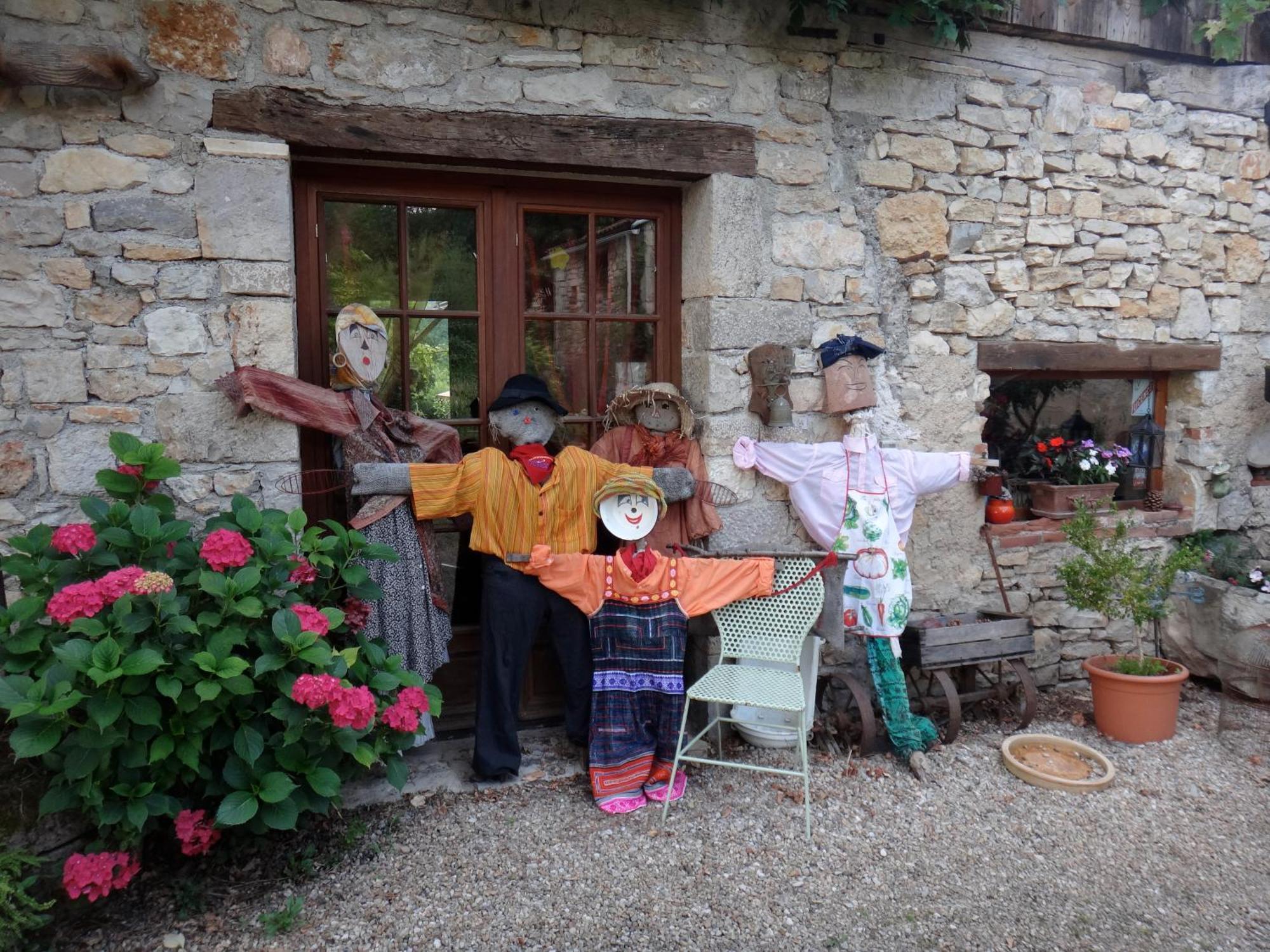 Paysannerie Des Versanes - Chambres Et Gite Tour-de-Faure Luaran gambar